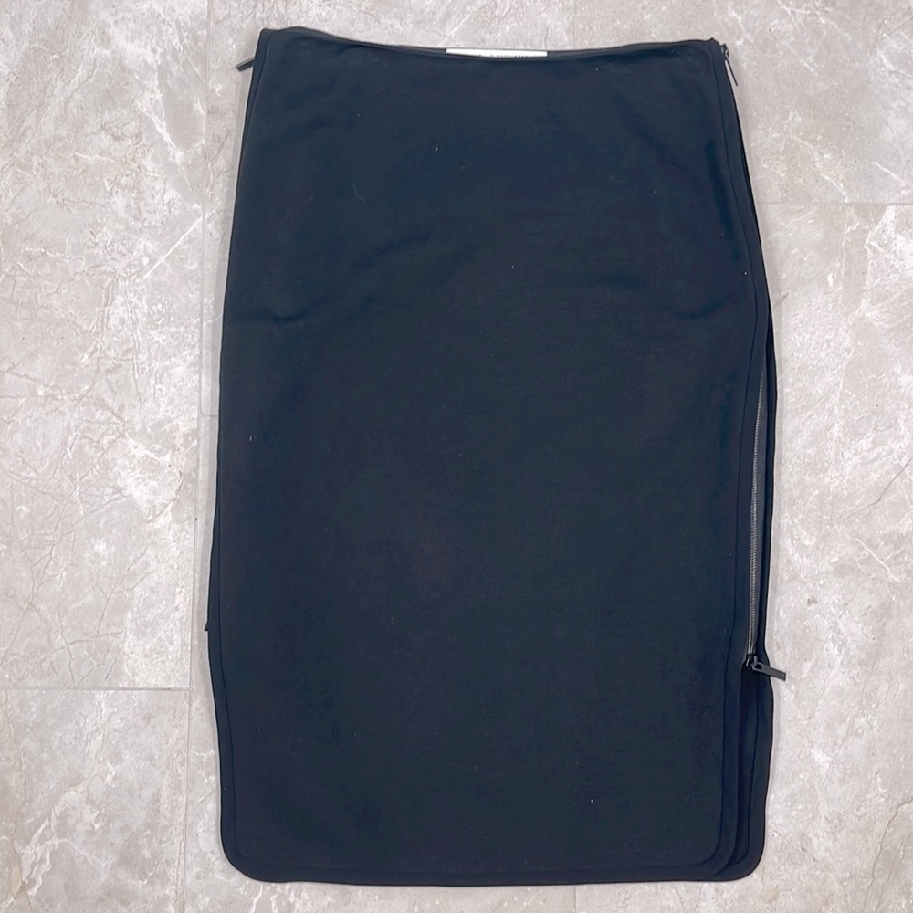 DvF zip up modern sporty classic skirt midi length sz 6 black excellent conditio